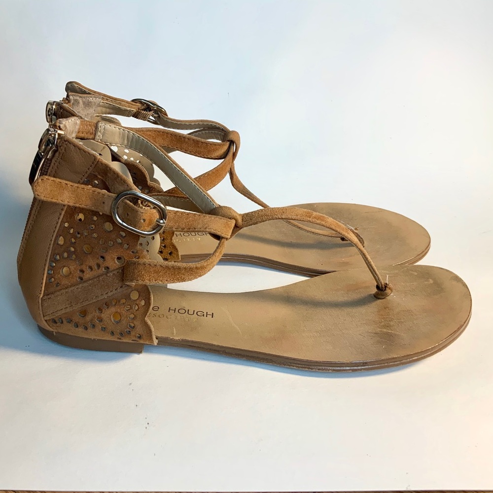 Sole society tan usage thong sandal US7 used